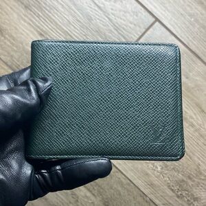 Men’s Louis Vuitton green Epi bifold 0825 #18